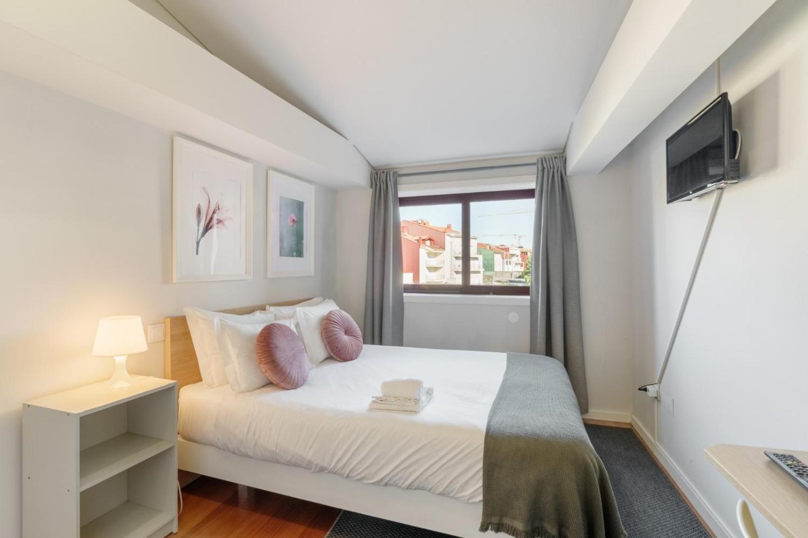 Bellu Studios & Suites Braga Exterior photo